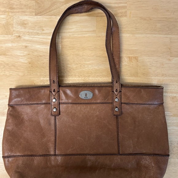 Fossil Handbags - Fossil Hunter leather tote bag in a brown 17x10” Signs Of Wear See Photos
